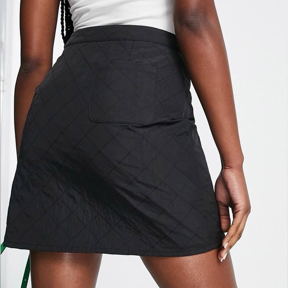 ASOS Lola May Quilted Mini Skirt in Black Size 6 S/M Tag Attached - Picture 2 of 7